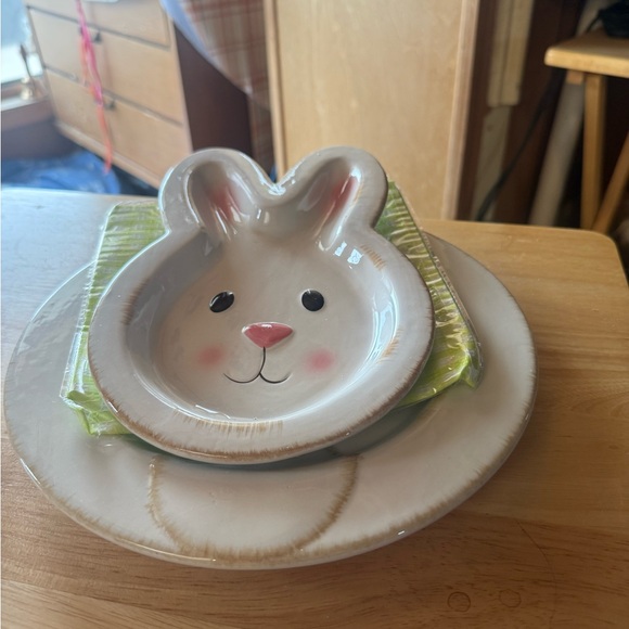 Charming Ceramic Bunny and Round Plate Set - Cream - Picture 2 of 7